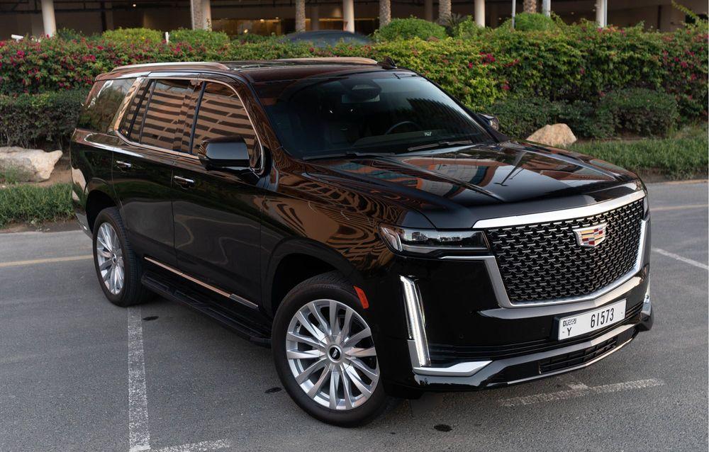 Cadillac Escalade напрокат в Дубае без водителя.